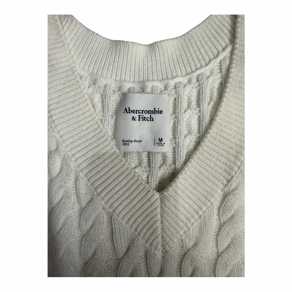Abercrombie & Fitch Women's Cable Knit Sweater Vest | Cream Preppy Cottagecore - Picture 3 of 8
